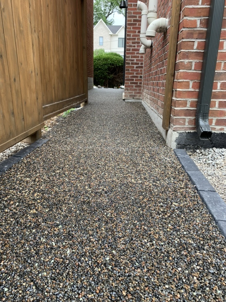 permeable walkway with purepave resin bound aggregate