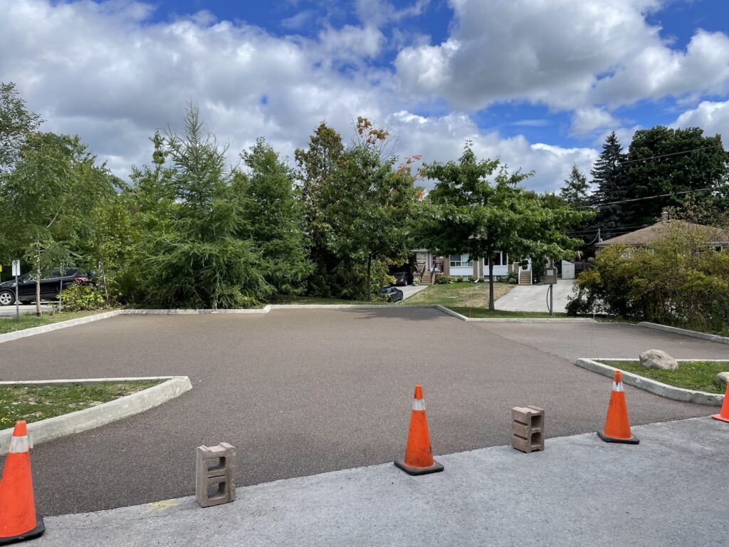 Permeable parking lot in york region by dream pave