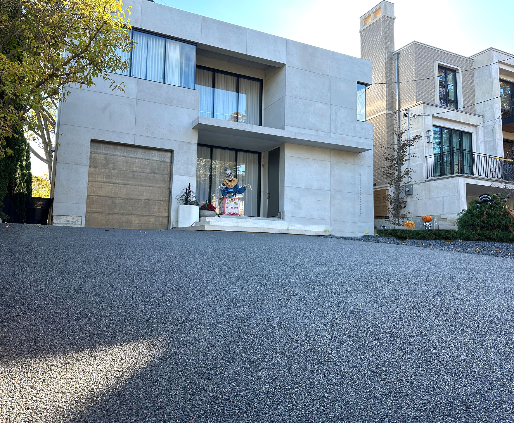 permeable resin bound driveway in toronto by dream pave