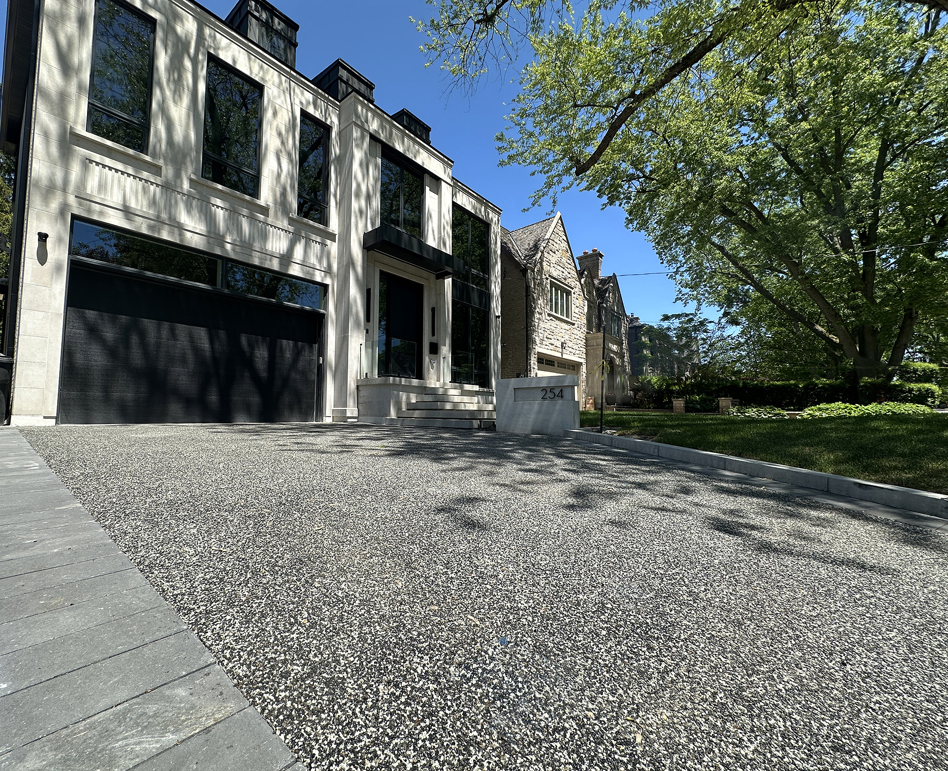 permeable resin bound aggregate driveway by dream pave