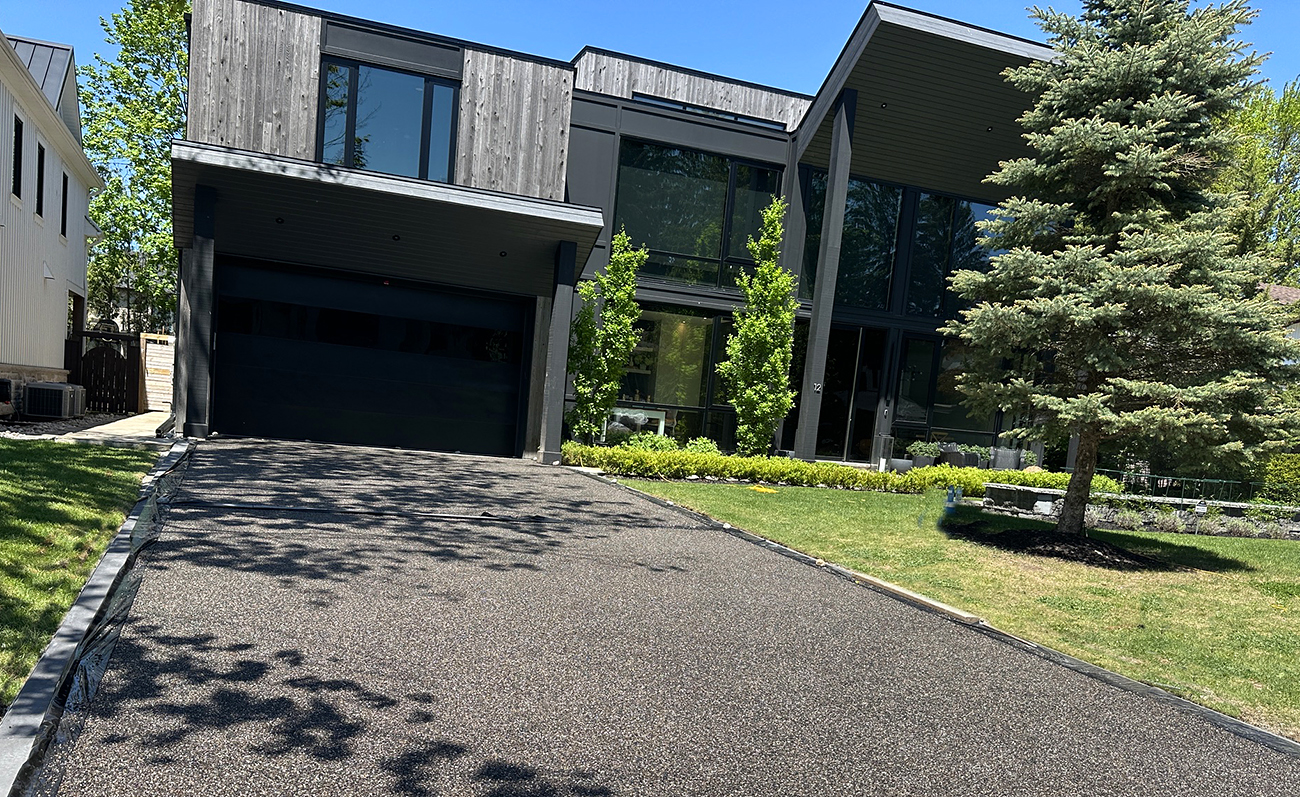 York Region permeable driveway by Dream Pave