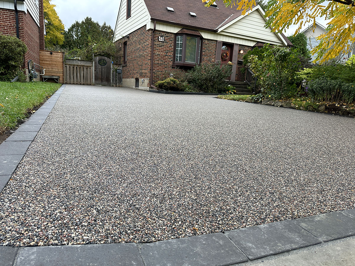 permeable resin bound aggregate driveway in toronto by dream pave